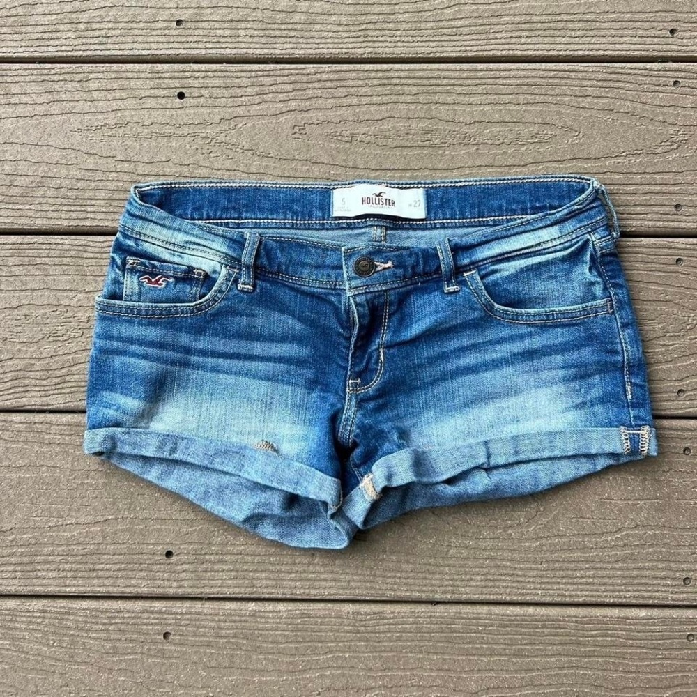 Vintage Y2K Hollister‎ Ultra Low Rise Denim Mini Shorts Booty Shorts Size 5/W27
